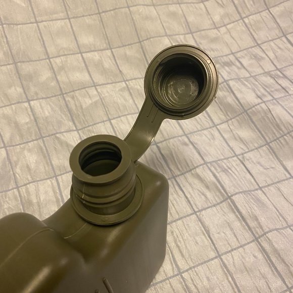 Olive Back packer canteen 1 Liter NEW - Picture 5 of 5